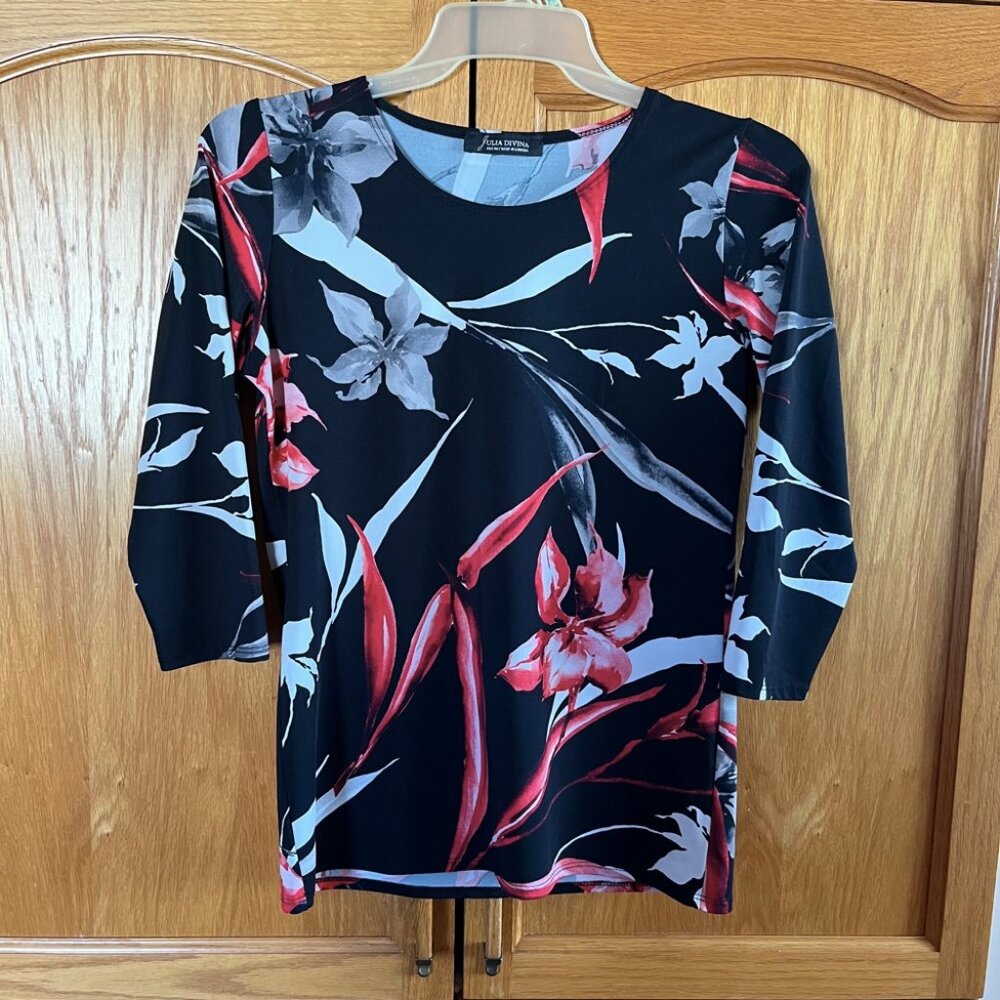 Floral Print Women's Top - Black and Red